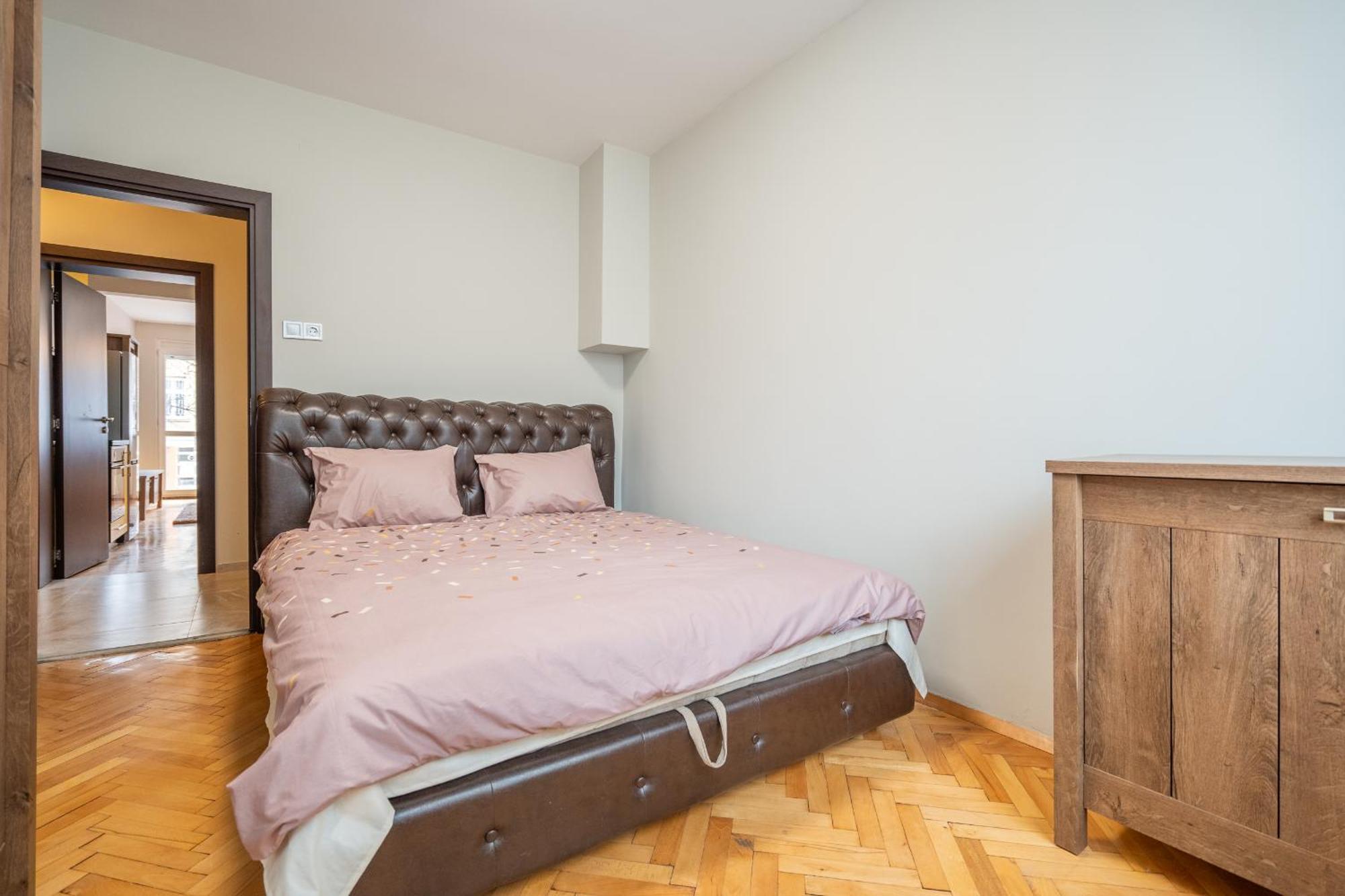 Pirotska 2-Bedroom 100M2 Apartment In Sofia Center 외부 사진