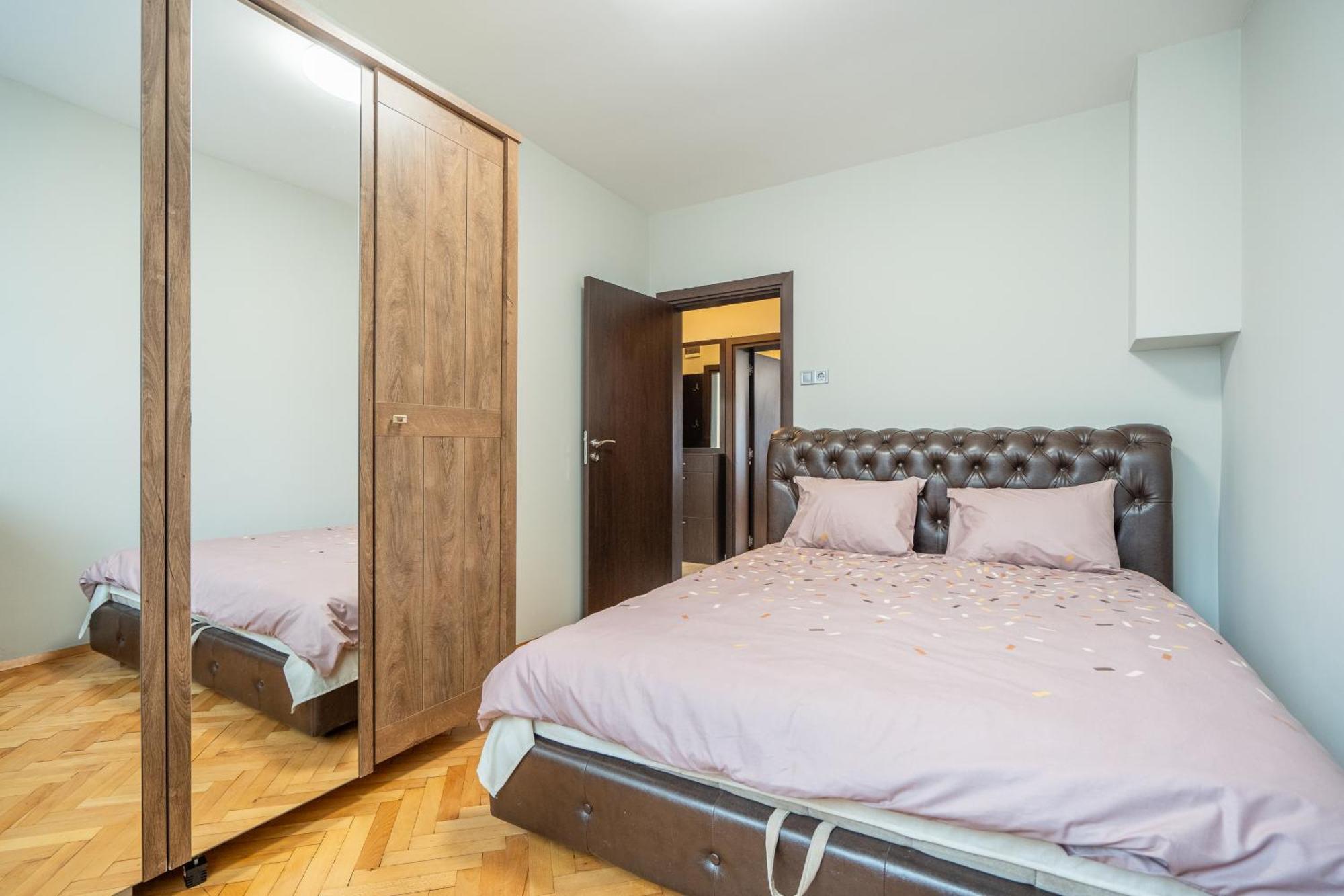 Pirotska 2-Bedroom 100M2 Apartment In Sofia Center 외부 사진