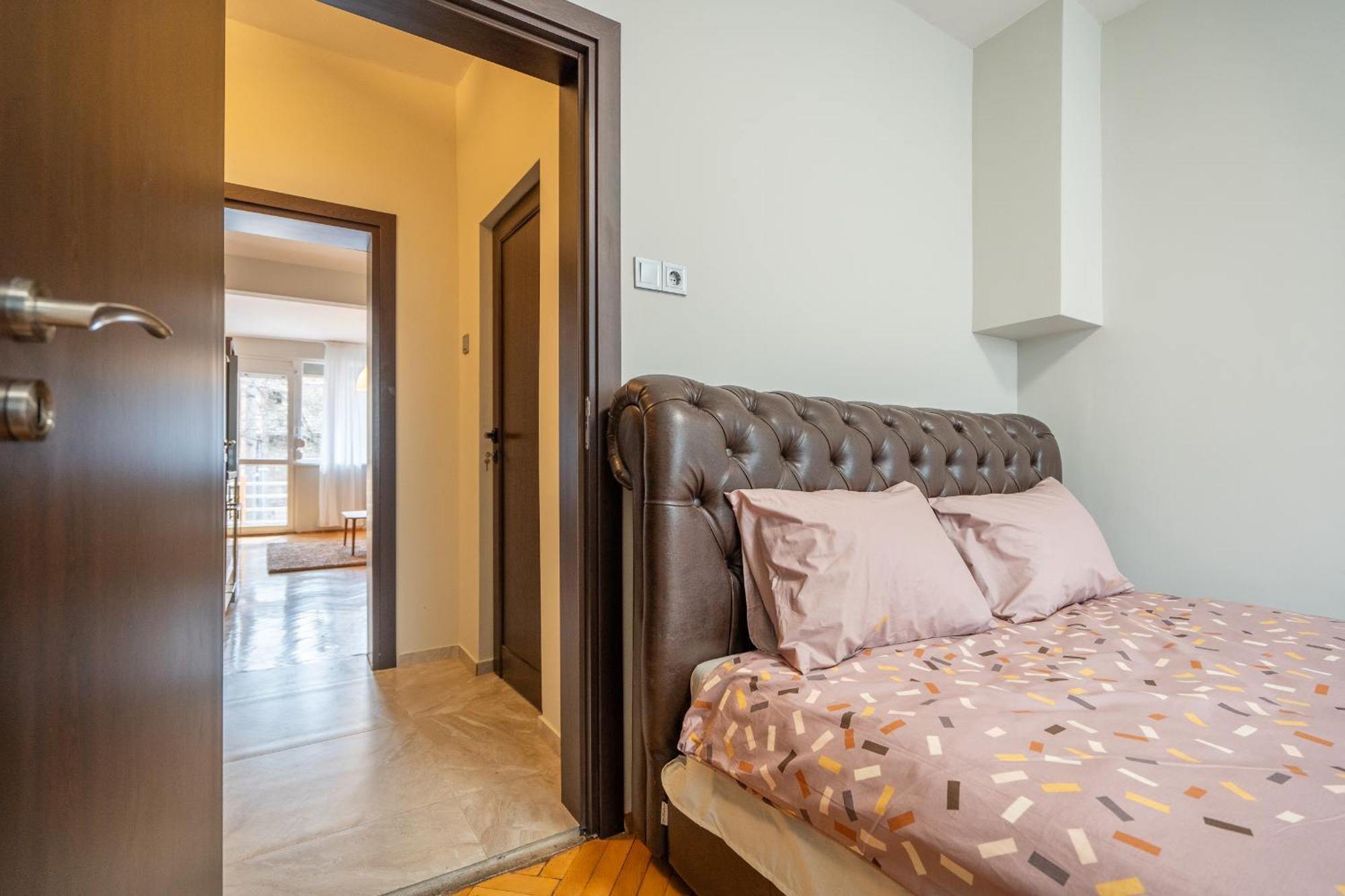 Pirotska 2-Bedroom 100M2 Apartment In Sofia Center 외부 사진