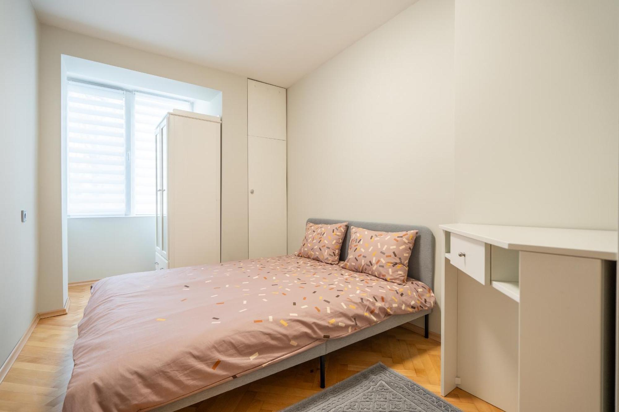 Pirotska 2-Bedroom 100M2 Apartment In Sofia Center 외부 사진