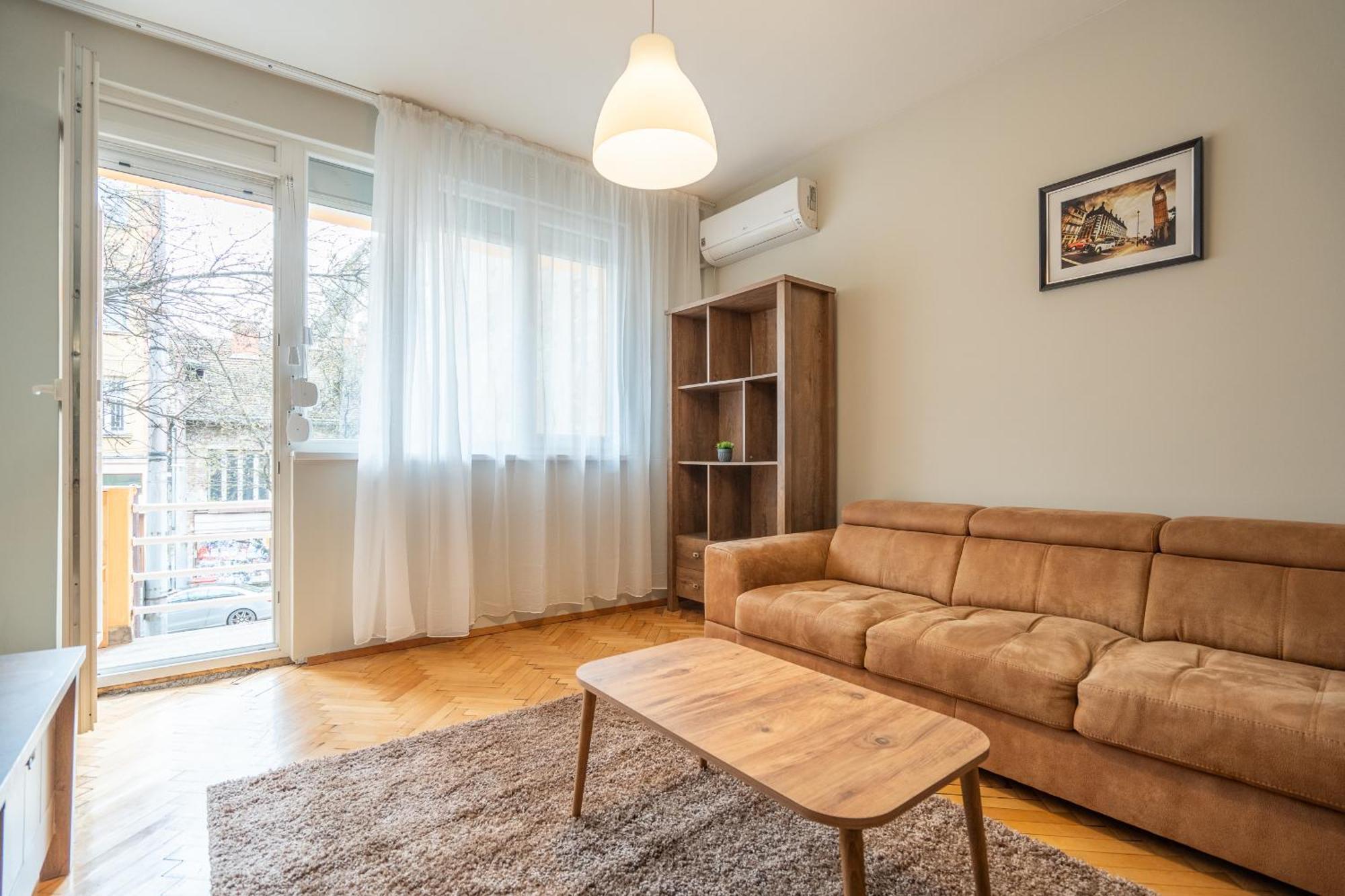Pirotska 2-Bedroom 100M2 Apartment In Sofia Center 외부 사진